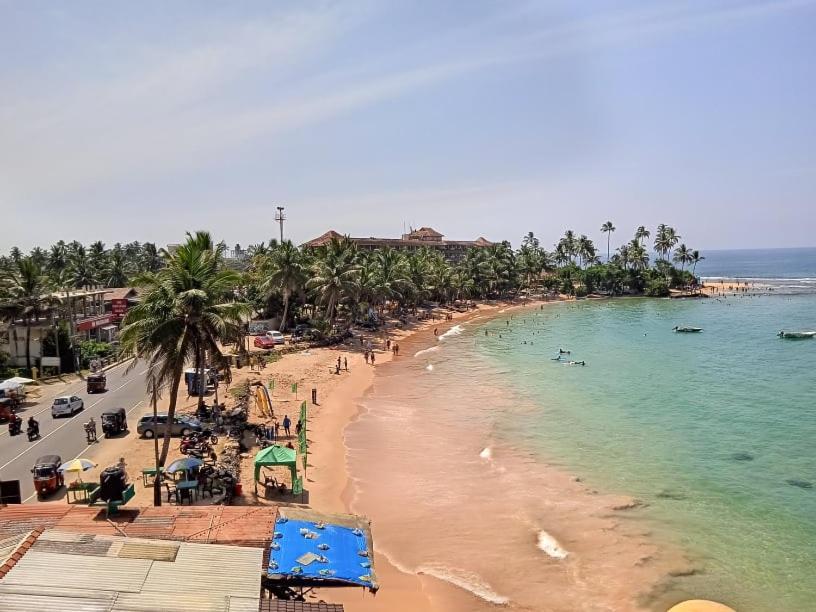 Hotel Dolphin Hikkaduwa Esterno foto