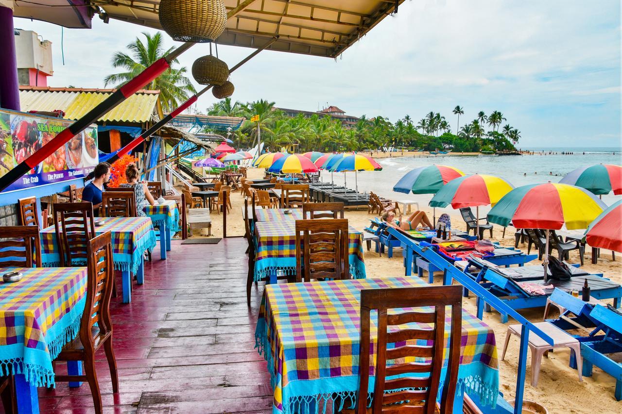 Hotel Dolphin Hikkaduwa Esterno foto
